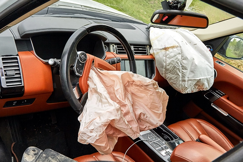 airbag driving danger